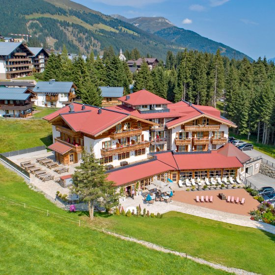 erwachsenenhotel salzburg tirol sommer aussen