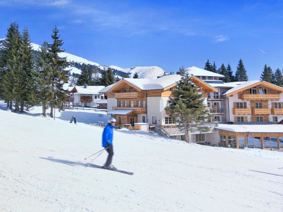 hotel an der piste winter