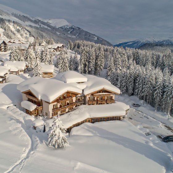 hotel koenigsleiten winter aussen 1