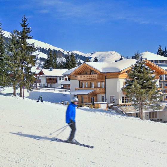 winter hotel an der piste koenigsleiten 3